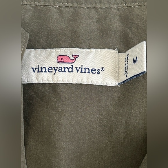 Vineyard Vines Seersucker Savannah Popover Sz. M - Picture 7 of 8